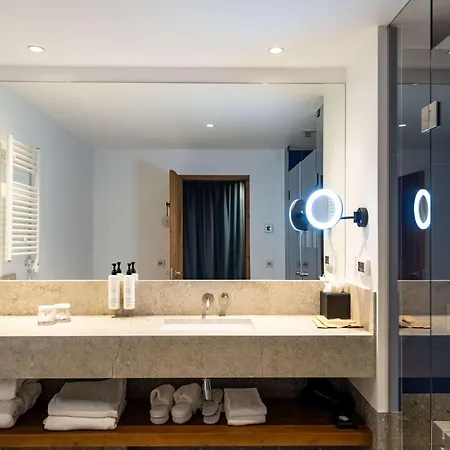 Swissotel 5*